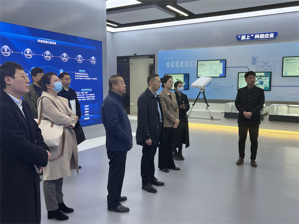 1677728371561047NhY3.jpg 參觀展區(qū)_副本.jpg